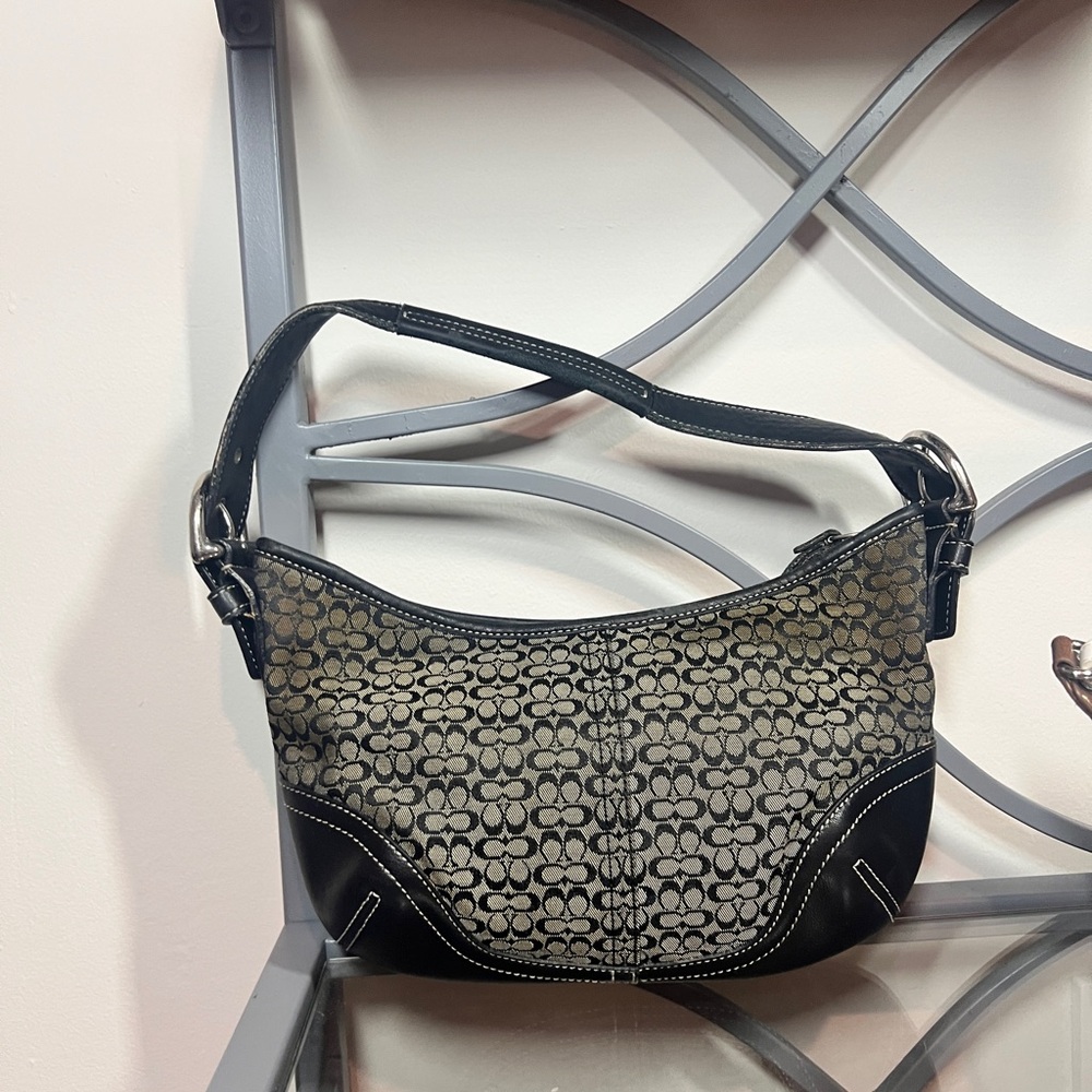 Coach Signature Shoulder Bag - Black